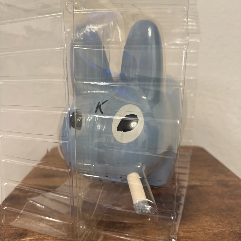 Frank Kozik SIGNED Kidrobot 10" Blue Labbit - Picture 8 of 11
